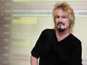 Dirk Maggs gives a feature-length interview to Den of Geek