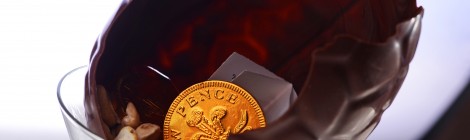 No yolk: exposure just in for world's first "inter-religious" Easter egg